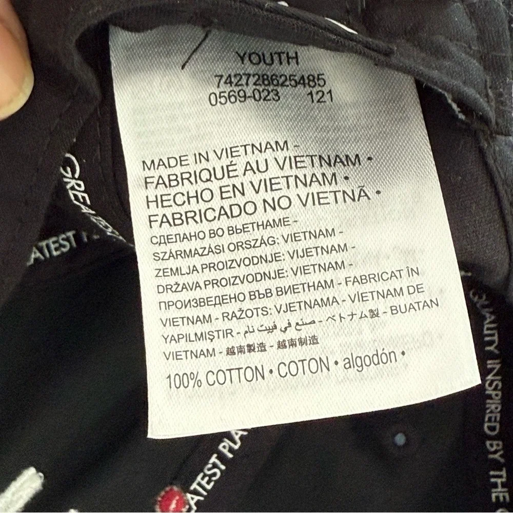 Air Jordan Solid Black Cap Red & White Logo‎ 100% Cotton Youth Adjustable EUC